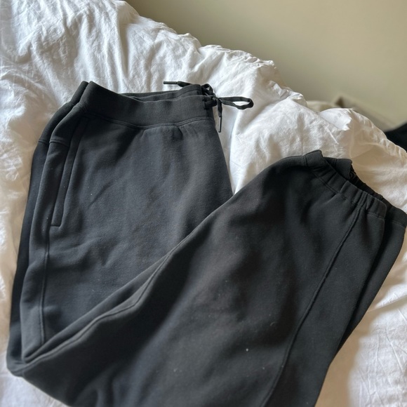 LULULEMON SCUBA SWEATPANTS - Picture 2 of 3